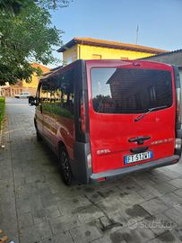 Opel Vivaro diesel 9 posti