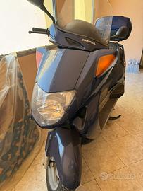 Honda phanteon 150 2t