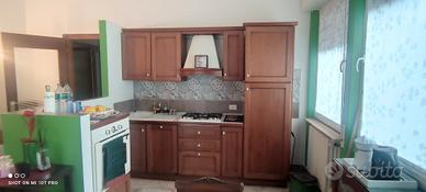 cucina vintage con forno e lavastoviglie frigo 