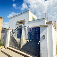 CASA INDIPENDENTE A TAVIANO