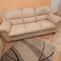 Coppia di divani in pelle 