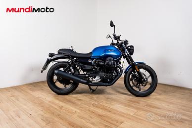 MOTO GUZZI V7 STONE 850 - 2025