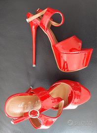 scarpe con tacchi a spillo zeppa pelle vernice 