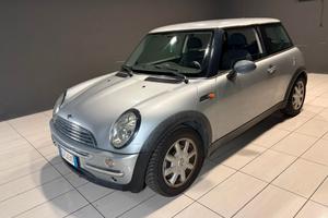 MINI COOPER DEL 2003 BENZINA 130.000 KM