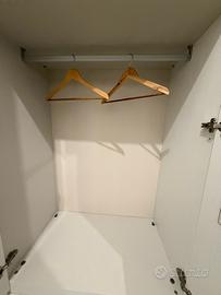 ARMADIO SPAZIOSO SEMINUOVO