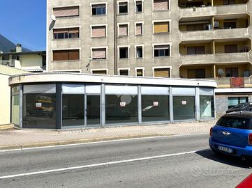 NEGOZIO A SONDRIO