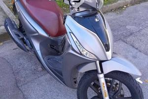 Kimco People S 150 i