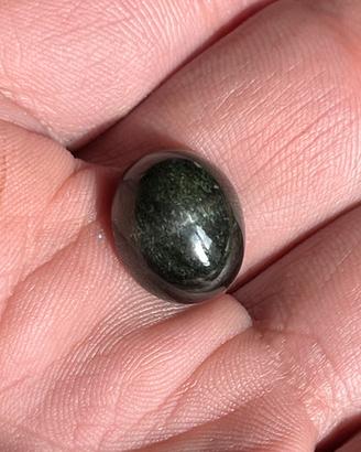 Cabochon ovale diopside- blackstar