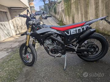moto motard VENT 125