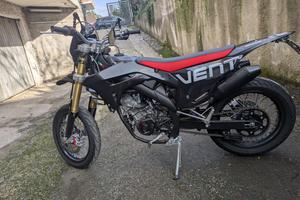 moto motard VENT 125