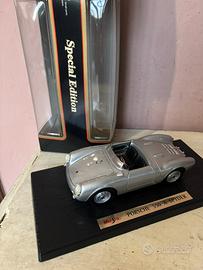Porsche Maisto scala 1:18 550 A spider modellino