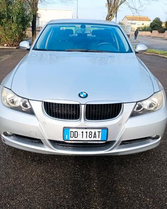 Bmw 320 TDI AUTOMATICO SOLAMENTE 159.000 KM
