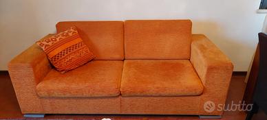 divano 2 posti tessuto arancione 