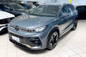 Volkswagen Tiguan 2.0 TDI 150 CV DSG R-Line