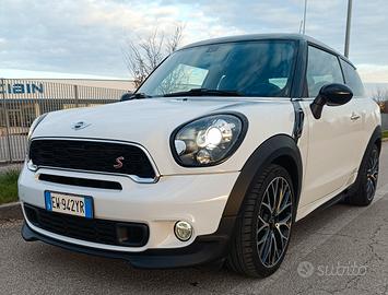 Mini Countryman paceman Euro 6 allestimento John W