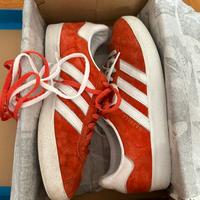 Scarpe sneaker Adidas Gazelle doppi lacci rosse