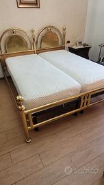 Letto vintage in ottone massiccio con reti a doghe
