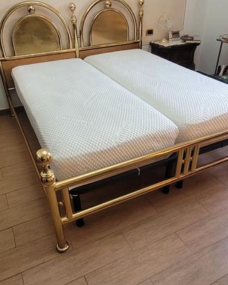 Letto vintage in ottone massiccio con reti a doghe