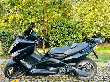 T Max 500 nero opaco