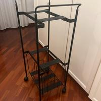 Mobiletto in ferro porta tv con portavinili