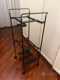 Mobiletto in ferro porta tv con portavinili