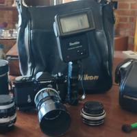 NIKKORMAT FT CON MOLTI ACCESSORI COME NUOVA