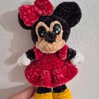 Minnie amigurumi