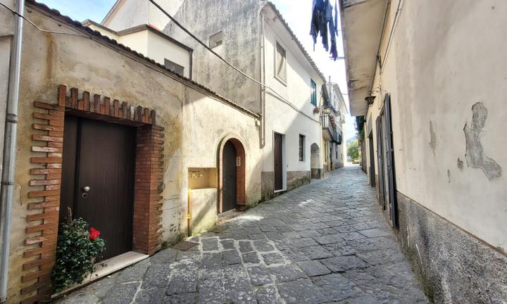 Appartamento cava de Tirreni -frazione Badia