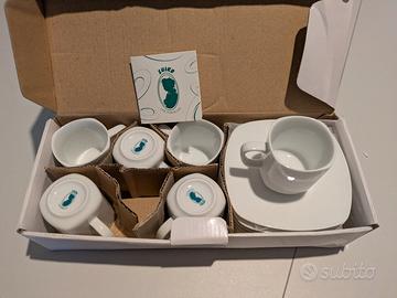 Set 6 Tazzine in Porcellana Suiko con Piattini 