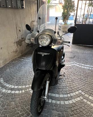 Scarabeo 200