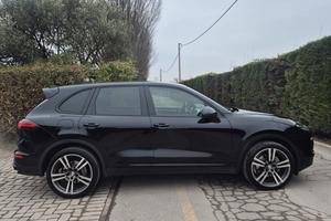 Porsche cayenne nera full optional 