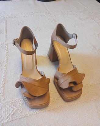 Sandali vera pelle color cuoio