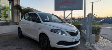 Lancia Ypsilon 1.0 FireFly 5 porte S&S Hybrid Gold