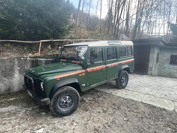 LAND ROVER Defender - 2001