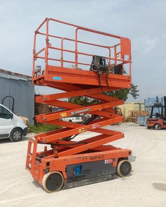 Piattaforma Aerea Iteco 8290