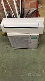 Climatizzatore Fujitsu 12.000 BTU Inverter