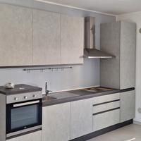 cucina completa di elettrodomestici 