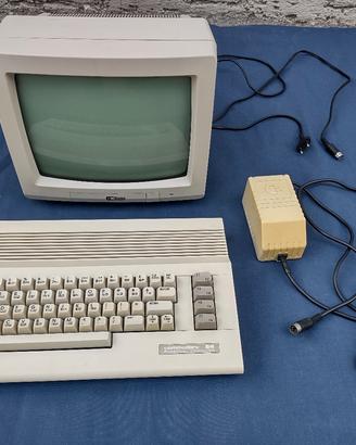 Commodore 64 COMPLETO di tutto, usato pochissimo 