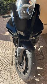 Yamaha R1