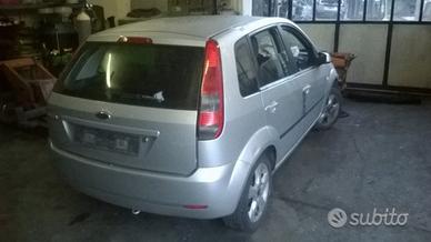 Ricambi Ford Fiesta 2002 2008 5 porte colori vari