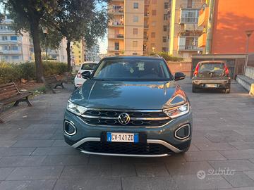 Volkswagen t roc 2.0 diesel 150 cv dsg 2024