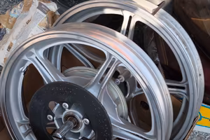 cerchi alluminio da 16 moto Guzzi T5