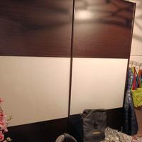 Armadio con ante scorrevoli