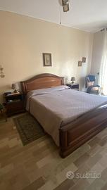 Camera da letto comó comodini arte povera legno