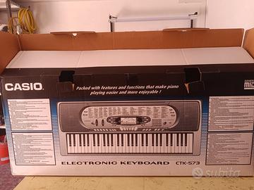 Pianola Casio CTK-573