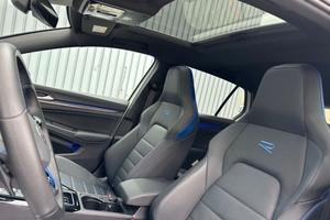 VOLKSWAGEN Golf 8ª serie - 2023