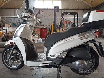 Kymco People 300i ABS
