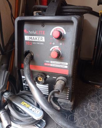 Saldatrice a filo continuo