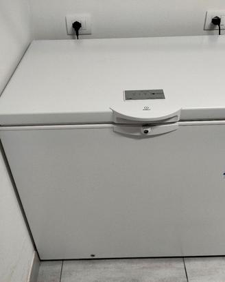 freezer a pozzetto 
