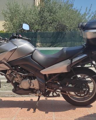 Suzuki V-Strom 650 Traveller ABS